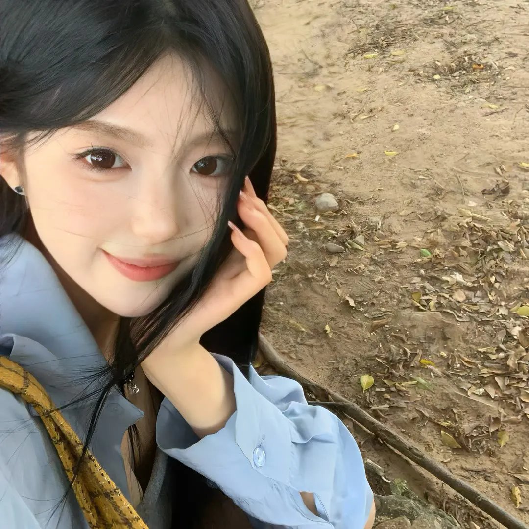 黑夜中的玻璃人偶